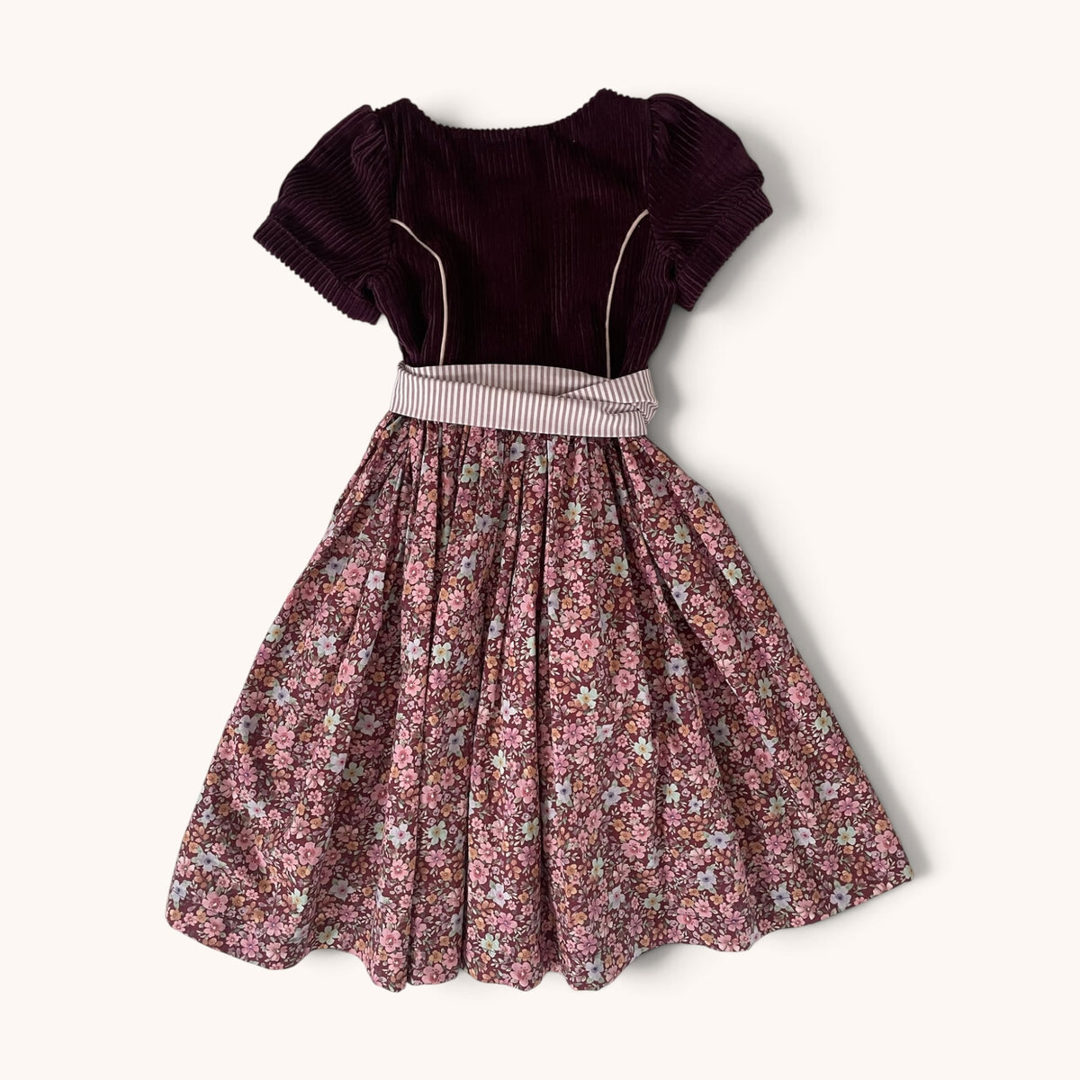 Dirndl Annie